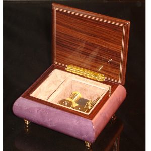 Italian Jewelry Box Plum 17A opened no cover