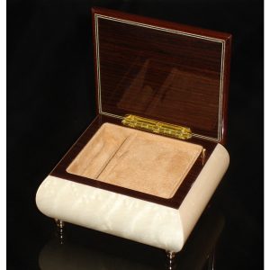 Italian Jewelry Box Double Heart White 17CC opened