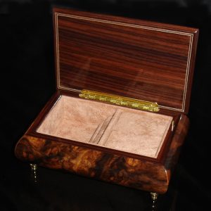 Italian Jewelry Box Walnut 04CVM opened