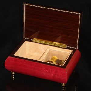 Italian Jewelry Box Wine Red 04CVM opened no cover