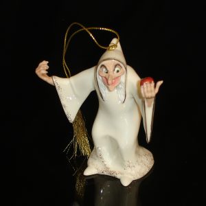 Snow-White-Hag-Lenox-Ornament-side-view