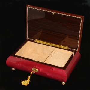 Italian-Musical-Jewelry-Box-02A-Wine-Red-opened