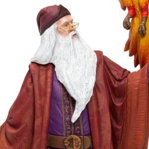 Dumbledore-Fawkes-close-up
