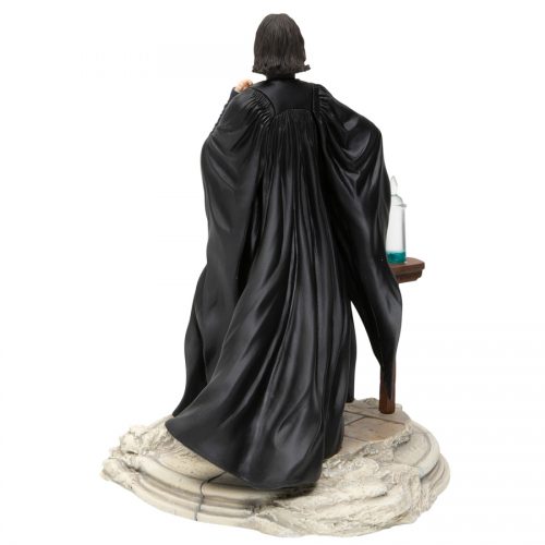 Snape-back-view