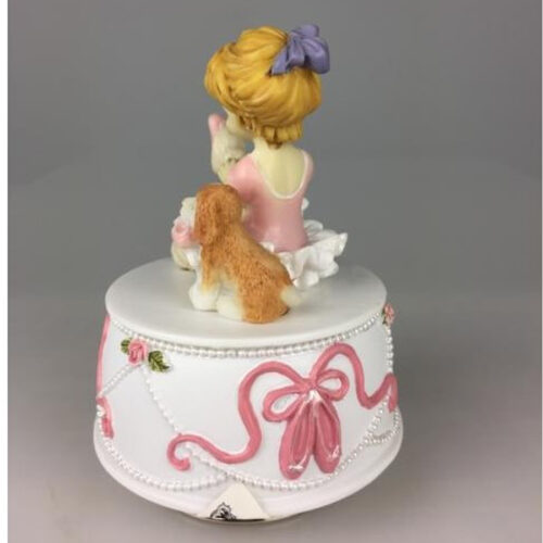 Ballerina-Puppy-Back-View
