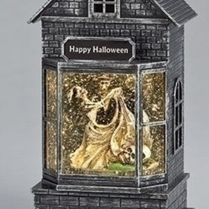 Halloween-Store-Close-Up