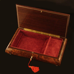 Italian-Inlay-Musical-Jewelry-Box-Double-Heart-Walnut-open