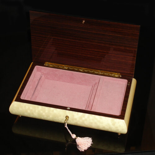 Italian-Inlay-Jewelry-Box-Swans-open