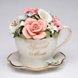 Special-Mom-Musical-Tea-Cup-and-Saucer