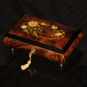 Italian-Inlay-Musical-Jewelry-Box-Burl-Walnut-green-interior