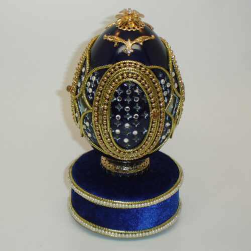 Crystal-Carousel-Musical-Egg