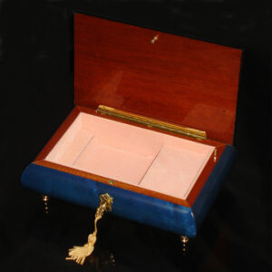 Italian-Inlay-Blue-Open-pink-interior