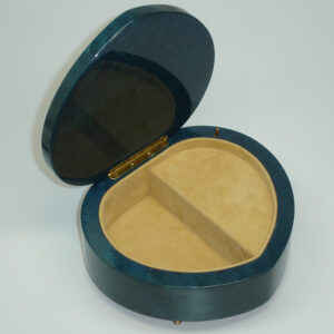 Italian-Inlay-Heart-Blue-open-tan-interior