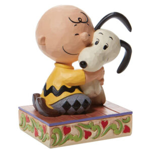 Charlie-Hugs-Snoopy-Right-View