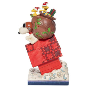 Snoopy-Delivering-Gifts-side-view
