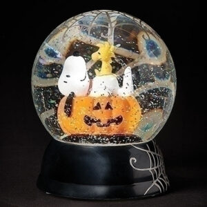 Snoopy-Woodstock-Halloween-Snow-Globe