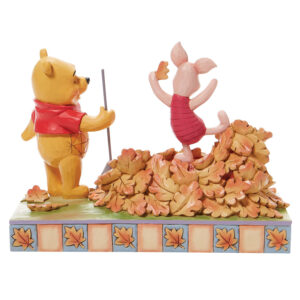 Pooh-Piglet-Fall-back-view
