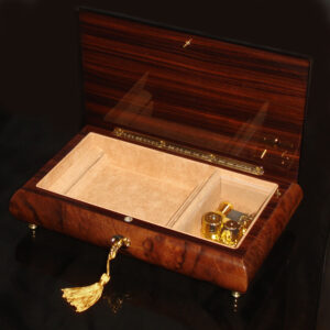 Italian-Inlay-Double-Heart-Walnut-open-no-cover