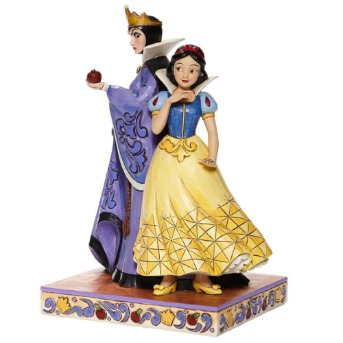 Snow-White-and-Queen-right