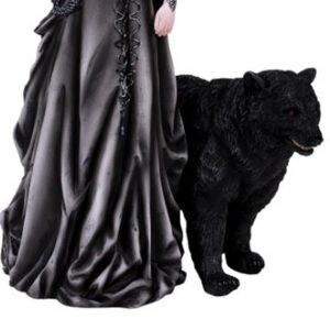 Mistress-of-the-Lycani-bear