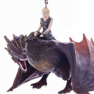 Daenerys-and-Dragon-close