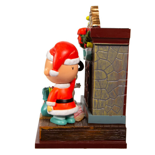Peanuts-fireplace-right