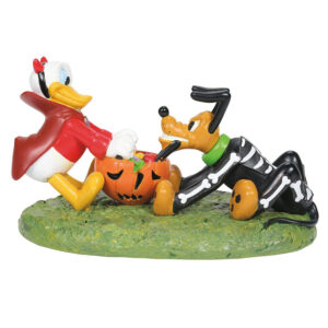 Donald-and-Pluto-Tussle