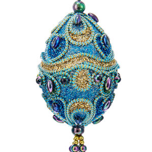 Peacock-Egg-Ornament-B-close