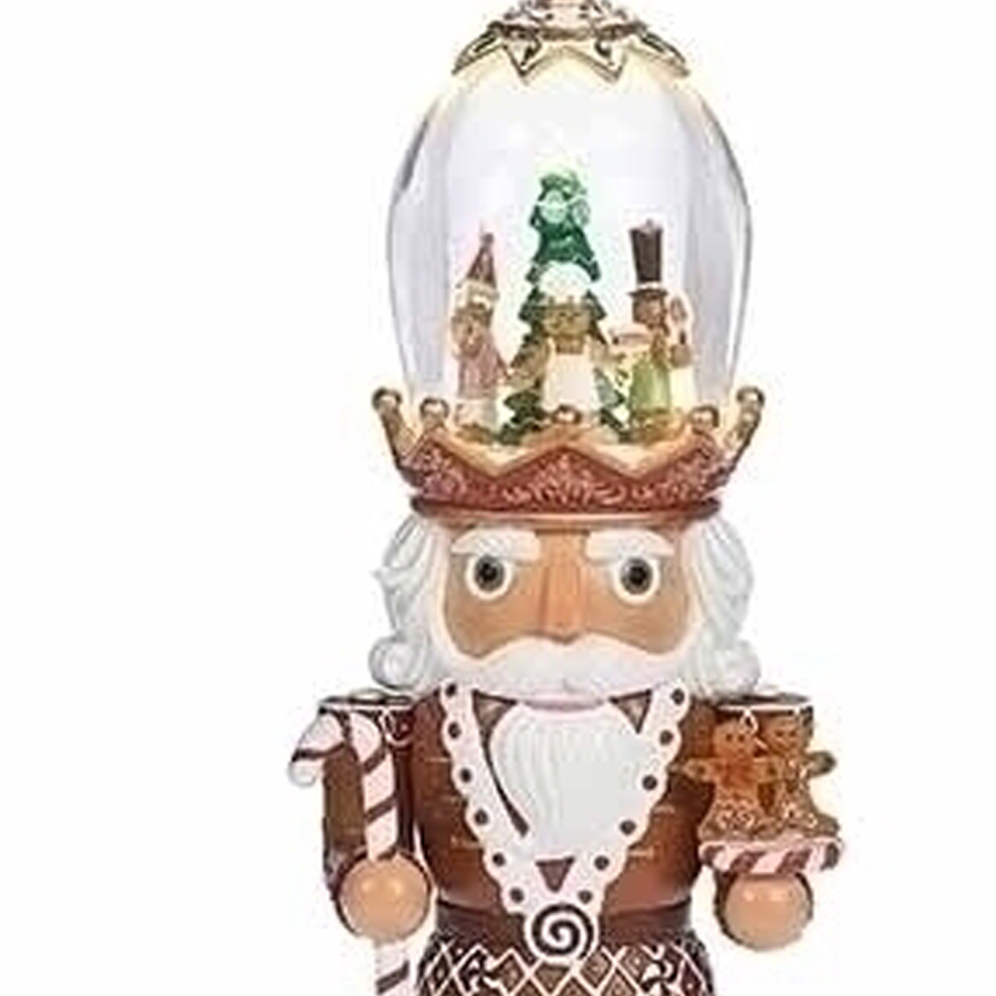 Gingerbread-Nutcracker-close