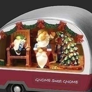 Gnomes-in-Trailer-close