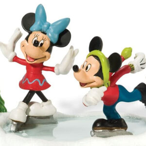 Mickey-Minnie-Skating-close