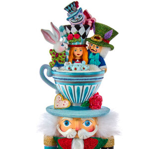 Nutcracker-Alice-Teacup-close