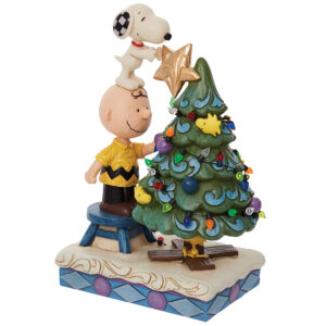 Charlie-Snoopy-Decorating-right