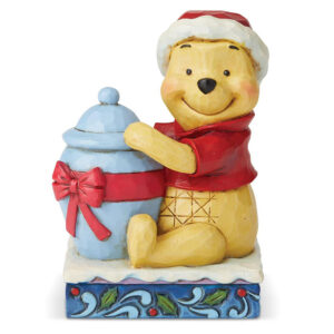 Pooh-Christmas-figurine