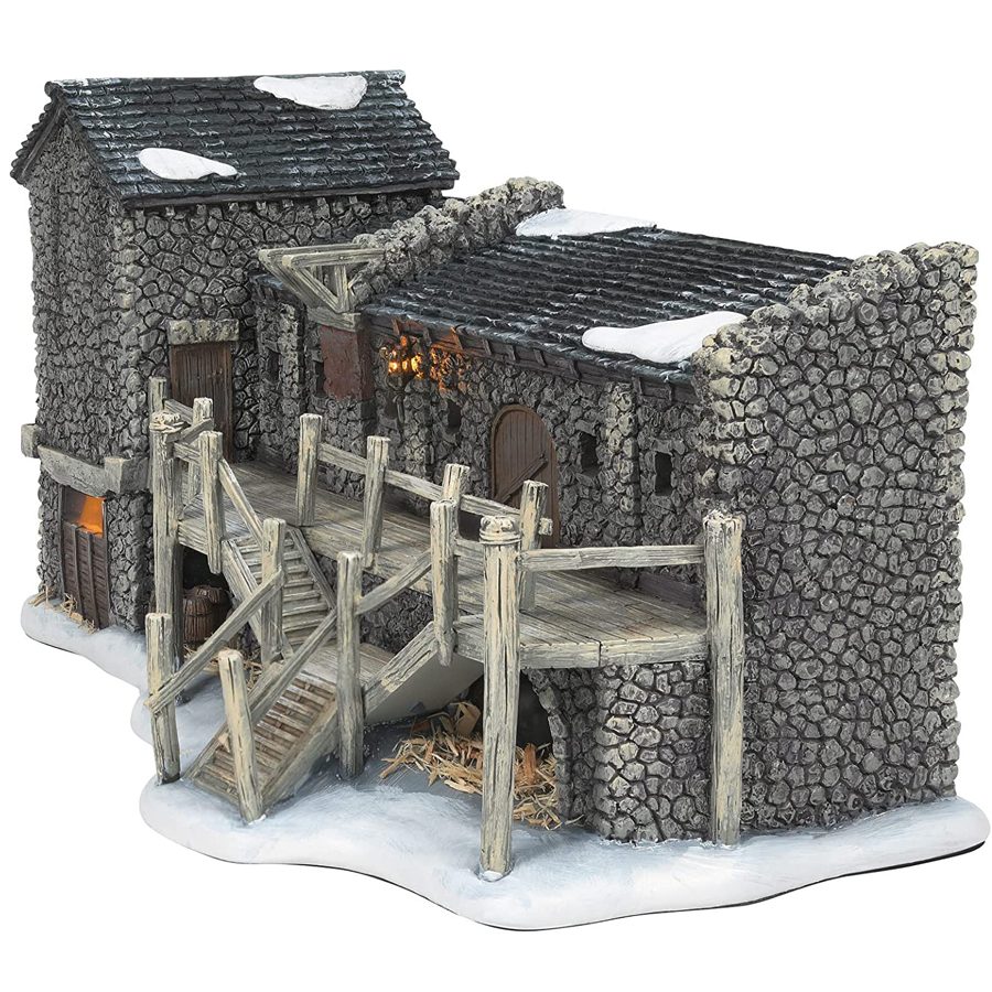 Game-of-Thrones-Castle-Black-right