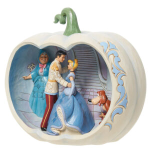 Cinderella-in-Pumpkin-right