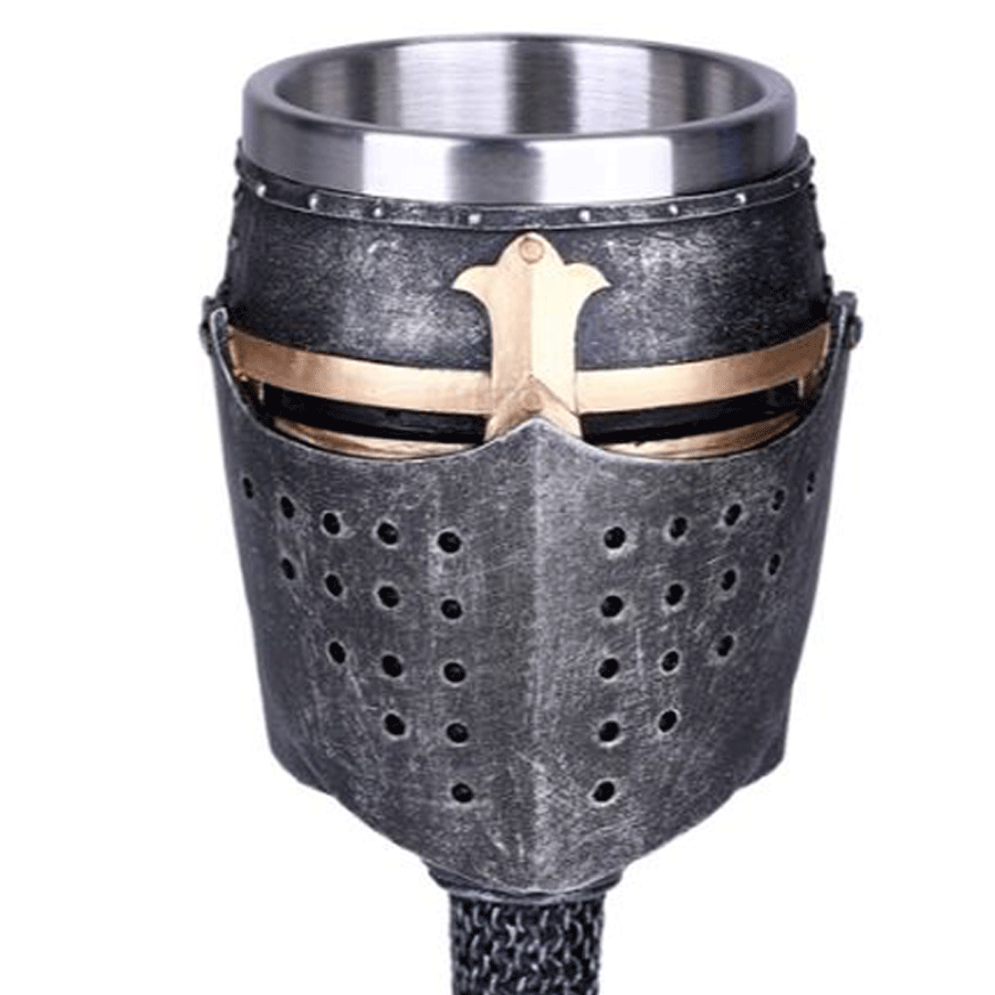 Knight-Helmet-Goblet-close