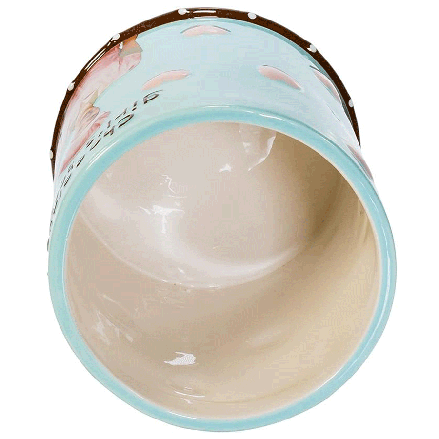 Lucy-Cookie-Jar-inside