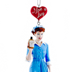 Lucy-Vitameata-Ornament-close