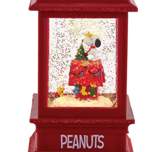 Snoopy-Lantern-close