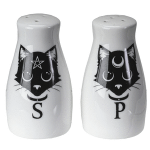 Magic-Cats-Salt-and-Pepper