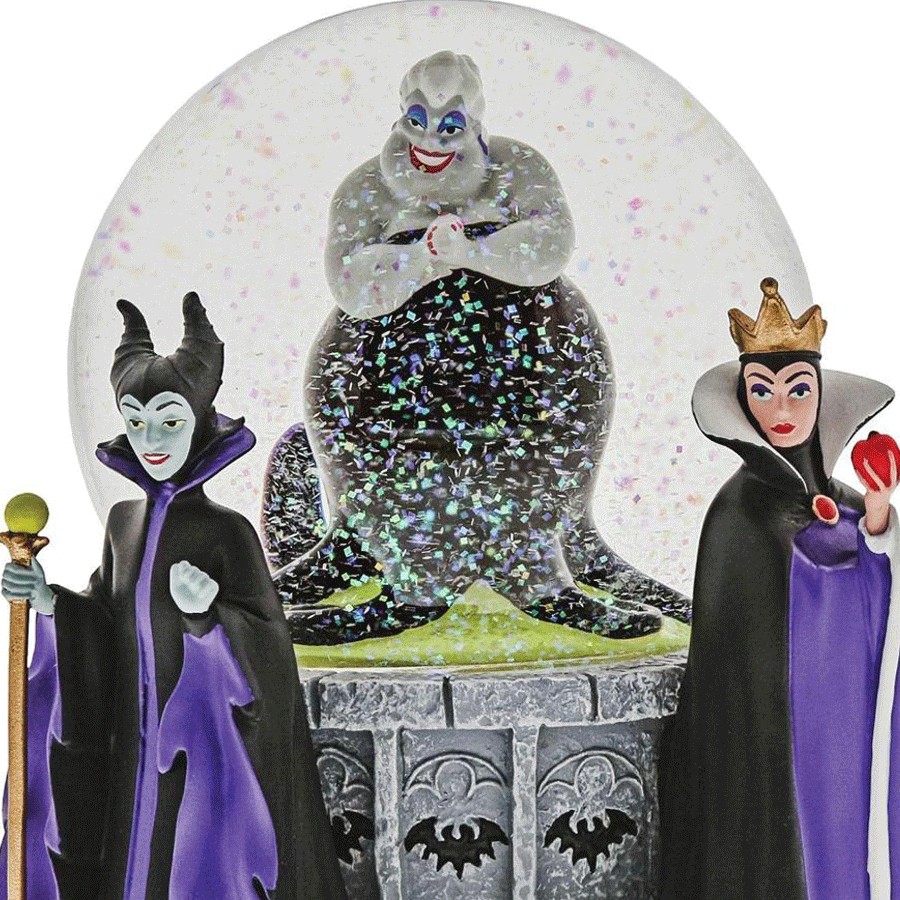 Villains-Globe-close