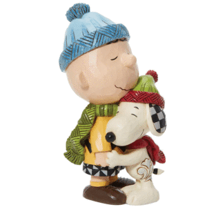 Charlie-Snoopy-Winter-Hug-left