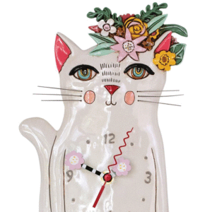 Pretty-Kitty-Clock-close