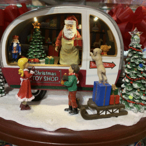 Toy-Shop-Trailer-Display