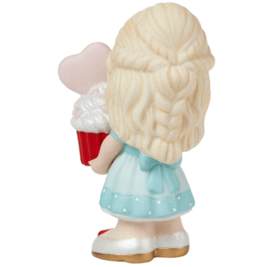 Bake-Happy-Blonde-Girl-back