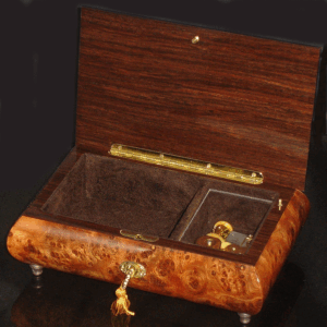 02VA-Italian-Inlay-open-no-cover
