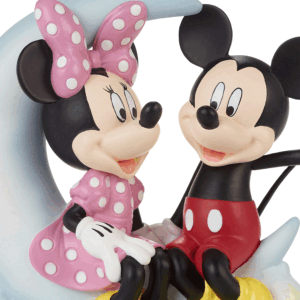 Mickey-Minnie-Moon-close