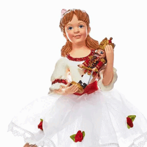 Large-Clara-Musical-close