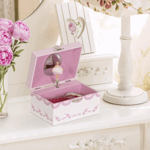 Clarice-Box-display